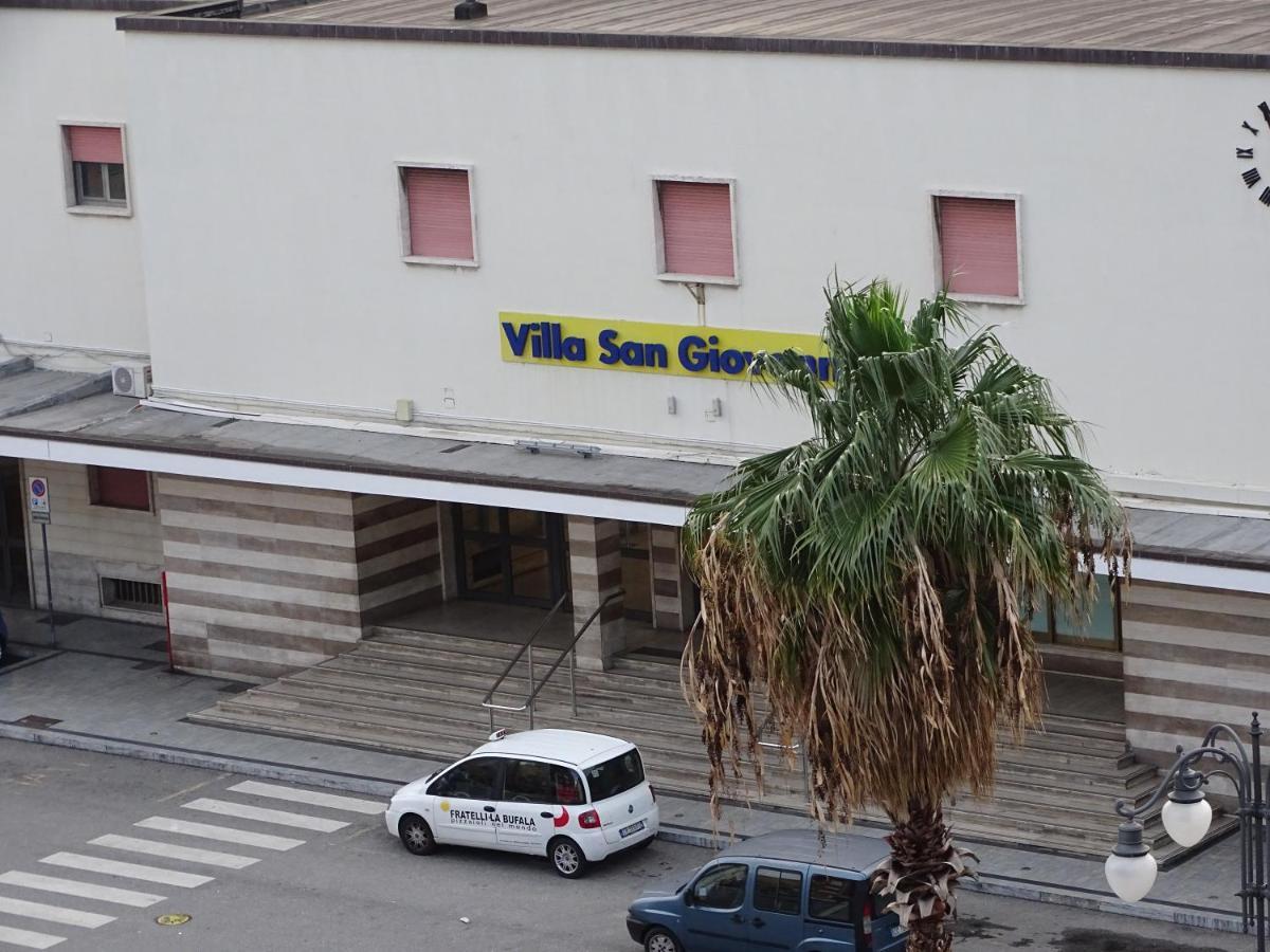 Perla Del Sud Panzió Villa San Giovanni Kültér fotó